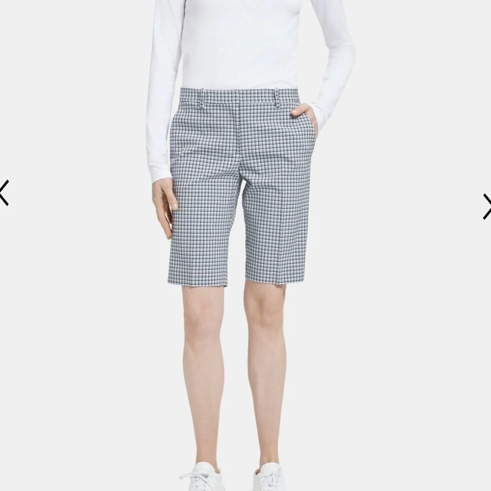 NEW Theory Treeca Slim Short in Viscose Check Size 8 reg $275 - Picture 2 of 8